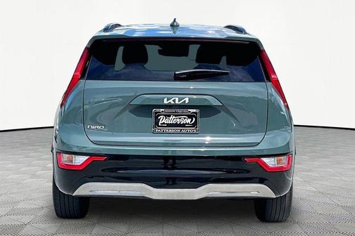 Cityscape Green 2024 Kia Niro EV Wind