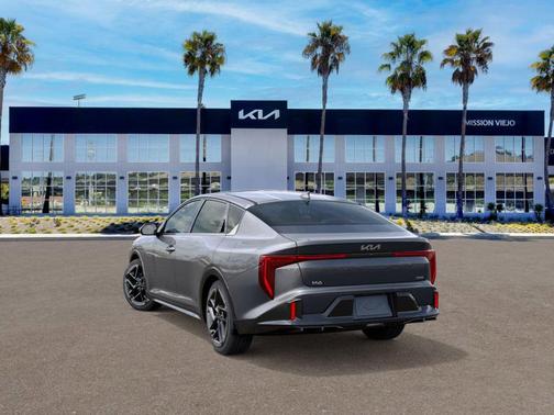 2025 Kia K4 GT-Line
