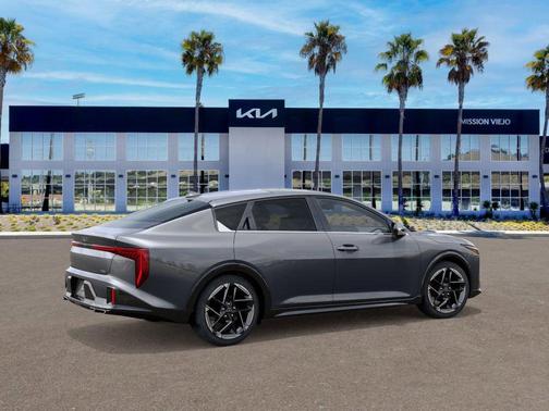 2025 Kia K4 GT-Line