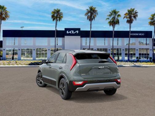 2025 Kia Niro SX