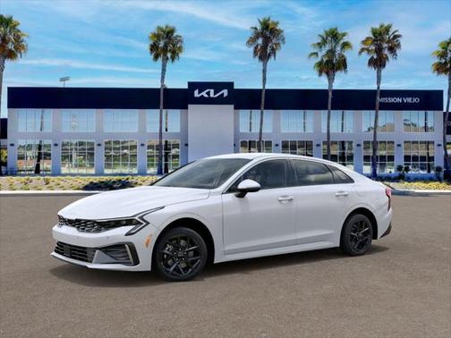 2025 Kia K5 LXS