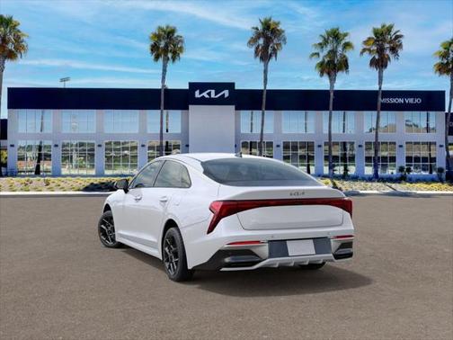 2025 Kia K5 LXS
