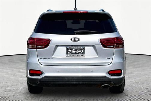2020 Kia Sorento S