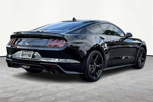 2021 Ford Mustang EcoBoost