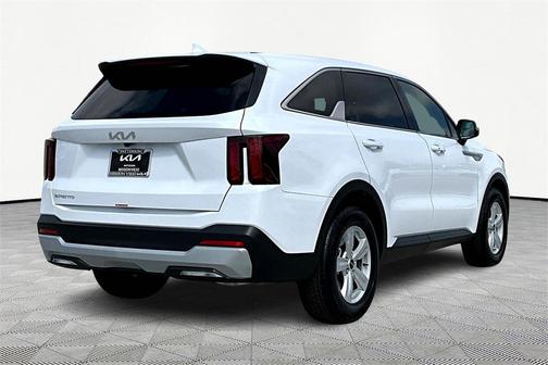 2025 Kia Sorento LX