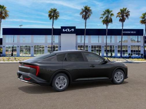 2025 Kia K4 LX