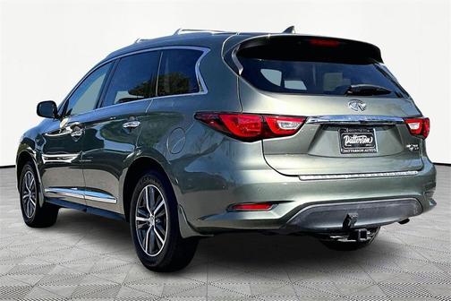 2016 INFINITI QX60 Base