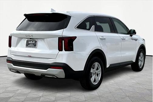 2025 Kia Sorento LX