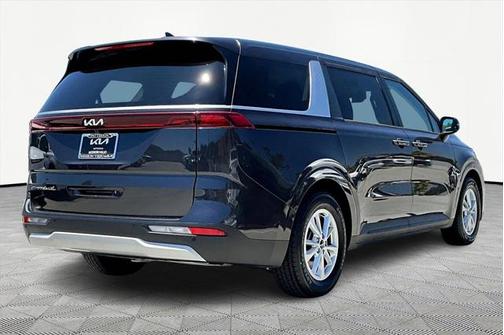2022 Kia Carnival LXS