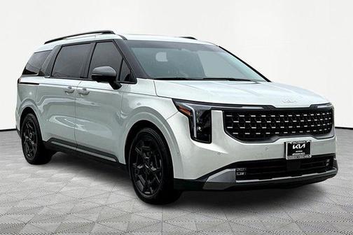 2025 Kia Carnival SX