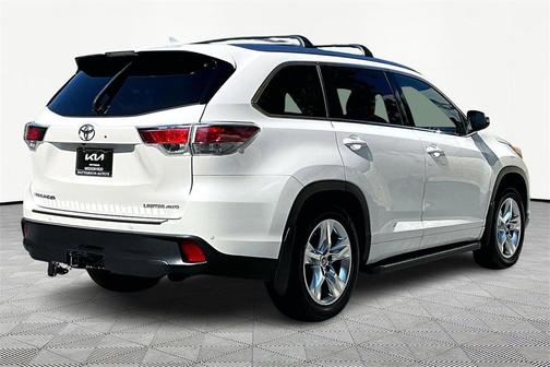 2016 Toyota Highlander Limited Platinum