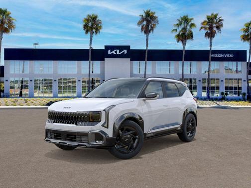 Snow White Pearl 2027 Kia Seltos X-Line