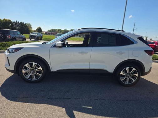 2024 Ford Escape Platinum