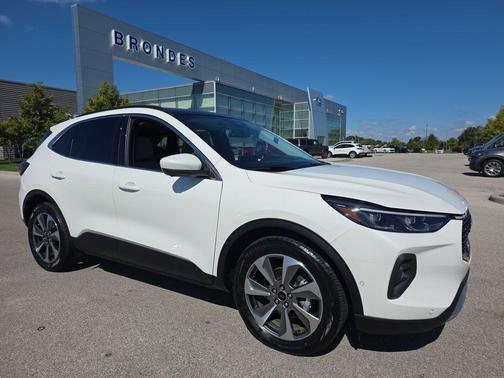 2024 Ford Escape Platinum