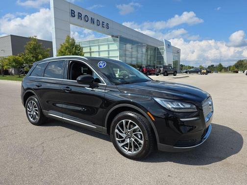 2022 Lincoln Corsair Standard