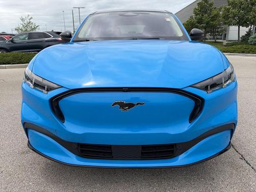 Grabber Blue Metallic 2024 Ford Mustang Mach-E Premium
