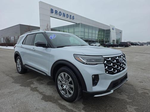 2025 Ford Explorer Platinum