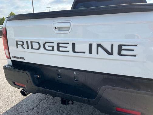 2025 Honda Ridgeline Black