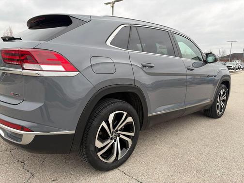 2022 Volkswagen Atlas Cross Sport 3.6L V6 SEL