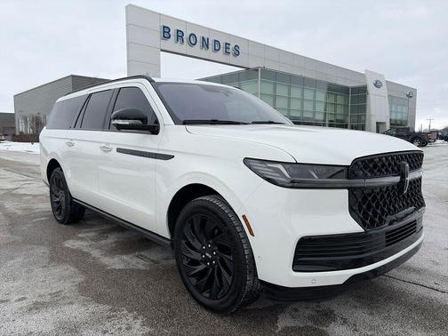 2025 Lincoln Navigator Reserve