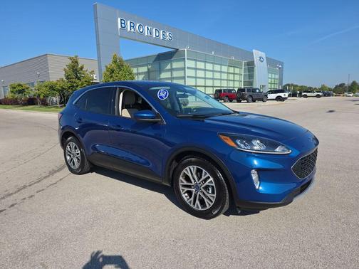 2022 Ford Escape SEL