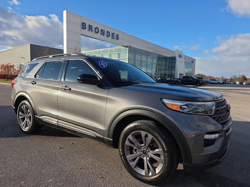 2023 Ford Explorer XLT