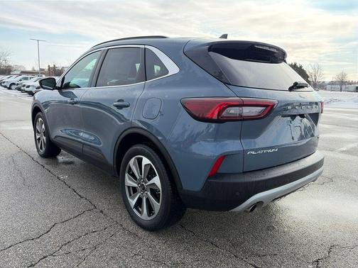 2025 Ford Escape Platinum
