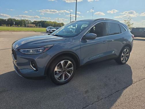 2023 Ford Escape Platinum