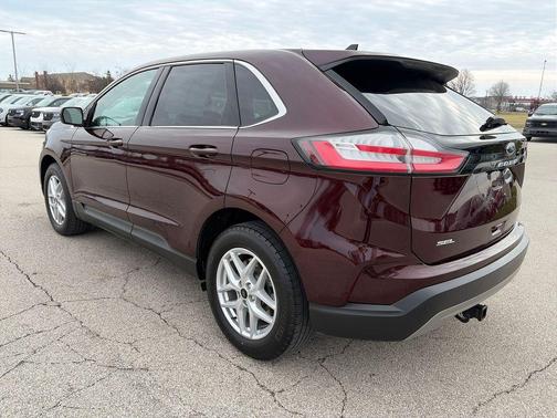 Burgundy Velvet Metallic Tinted Clearcoat 2023 Ford Edge SEL