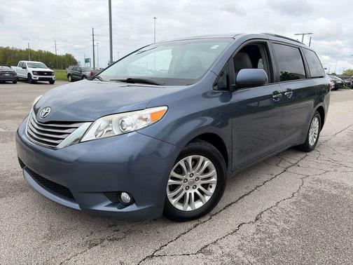 Blue 2015 Toyota Sienna XLE