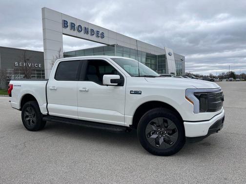 2024 Ford F-150 Lightning LARIAT