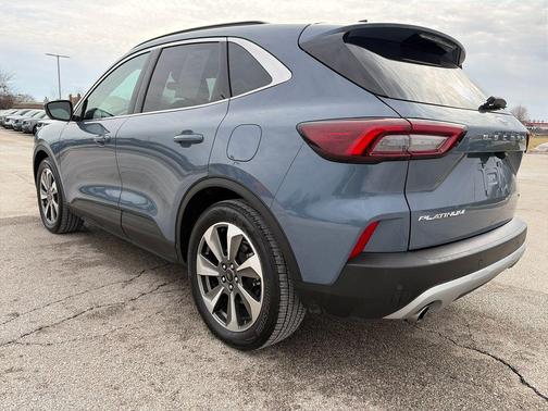 2025 Ford Escape Platinum