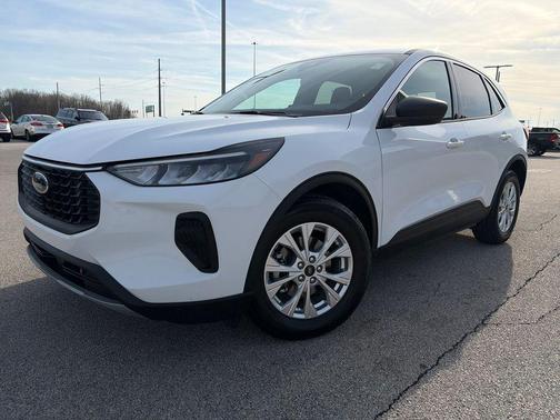 Oxford White 2023 Ford Escape Active