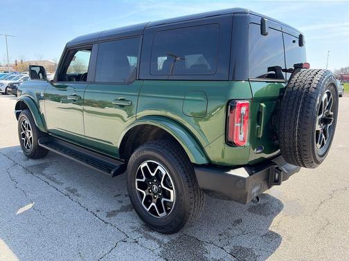 Green Metallic 2025 Ford Bronco Outer Banks