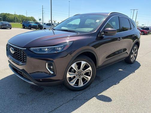 Cinnabar Red Metallic Premium Colorant 2023 Ford Escape Platinum