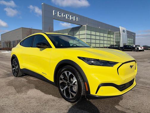 2025 Ford Mustang Mach-E Select