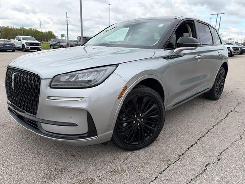 Silver Radiance Metallic Clearcoat 2023 Lincoln Corsair Standard