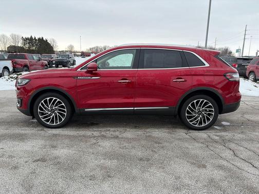 2020 Lincoln Nautilus Reserve