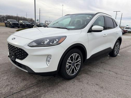 2022 Ford Escape SEL