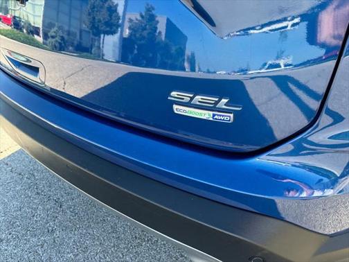 2020 Ford Edge SEL