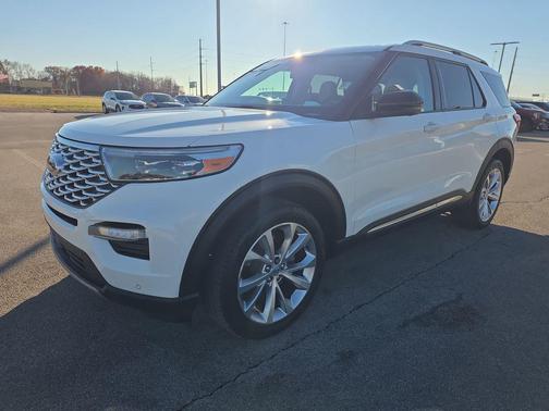 2023 Ford Explorer Platinum