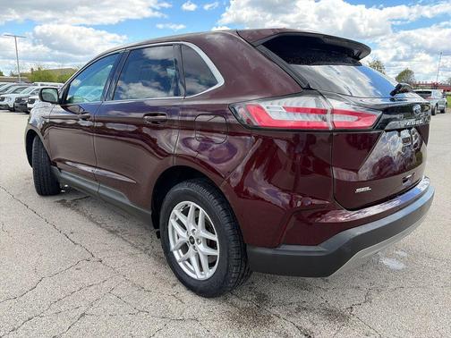 Burgundy Velvet Metallic Tinted Clearcoat 2024 Ford Edge SEL