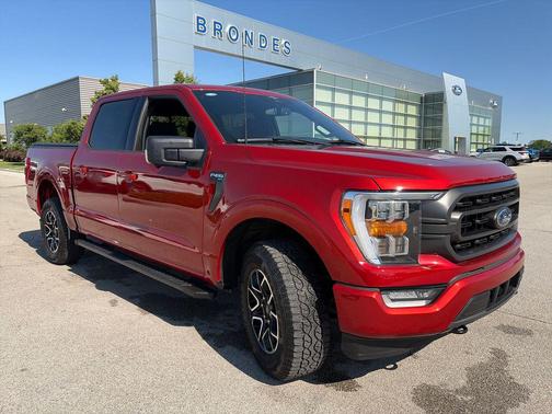 Hot Pepper Red Metallic Tinted Clearcoat 2023 Ford F-150 XLT