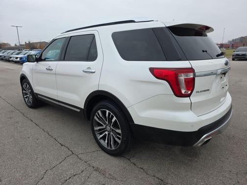 2016 Ford Explorer Platinum