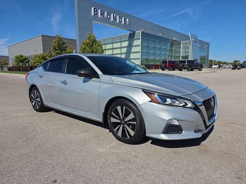 2021 Nissan Altima 2.5 SV
