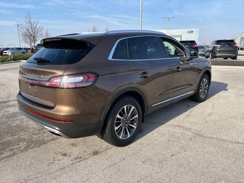 2022 Lincoln Nautilus Standard