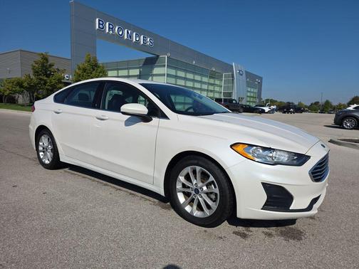 2020 Ford Fusion SE