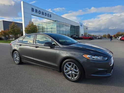 2015 Ford Fusion SE