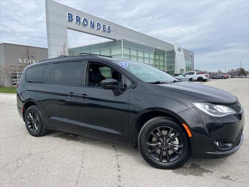 2020 Chrysler Pacifica L