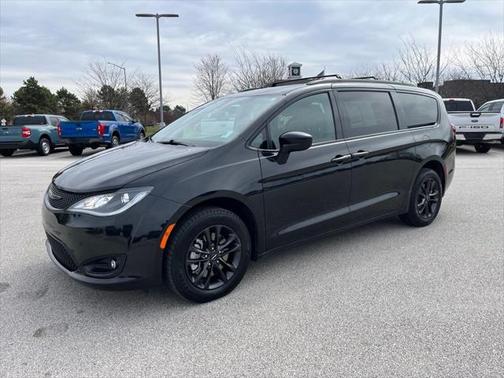2020 Chrysler Pacifica L